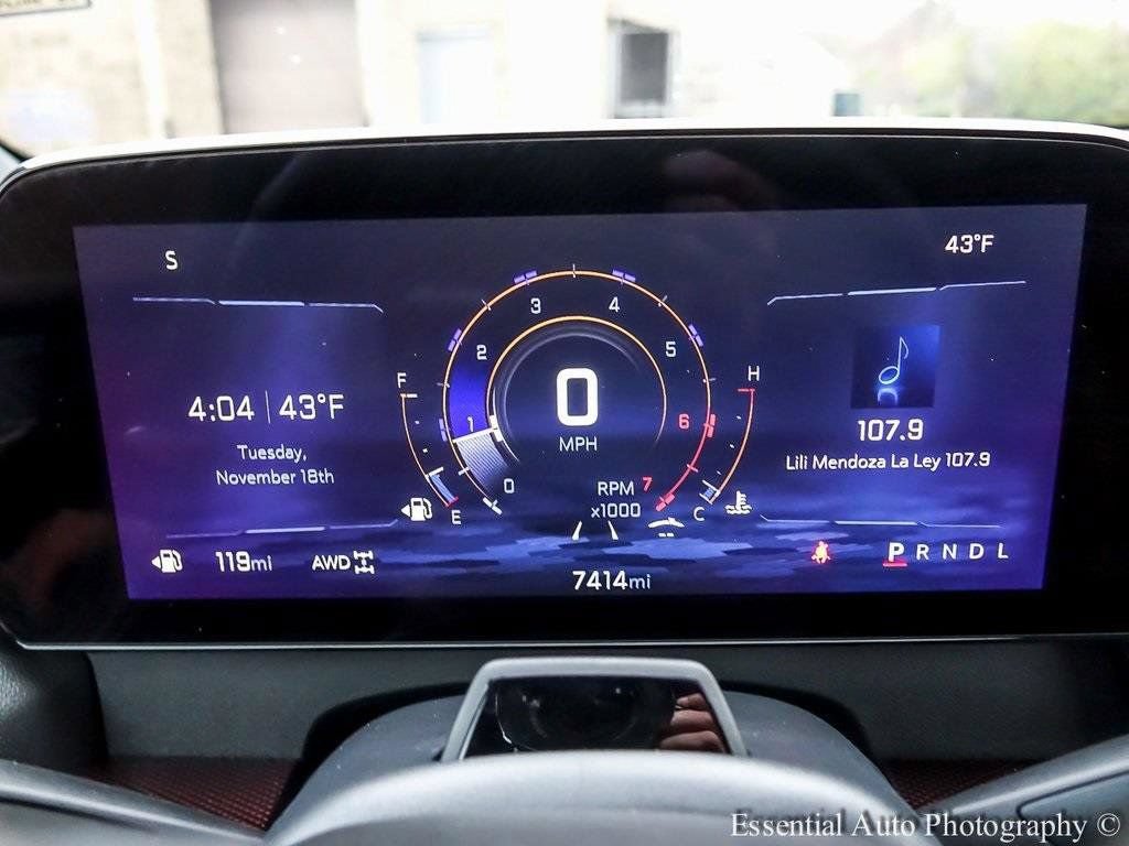 Used 2025 Chevrolet Traverse Z71 w/ Enhanced Driving Package AWD/4WD image 14