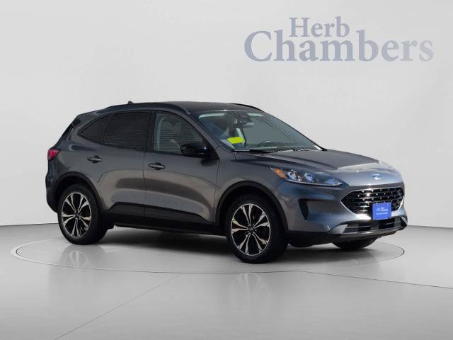 Certified 2022 Ford Escape SE w/ SE Sport Appearance Package