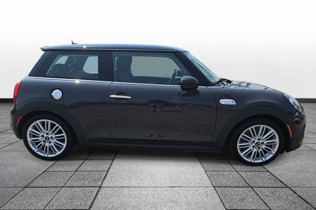 Used 2019 MINI Cooper S FWD image 4