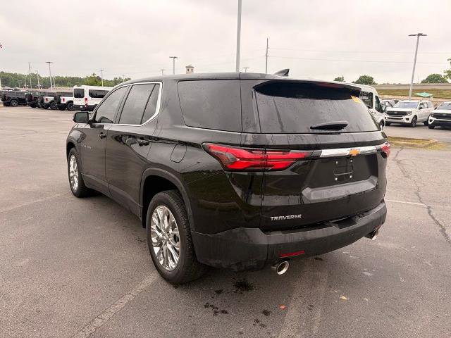 Used 2023 Chevrolet Traverse LS w/ Safety Package image 3