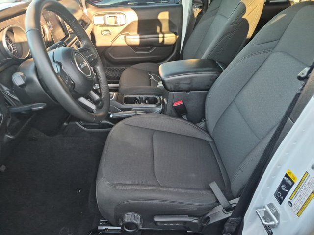 Used 2022 Jeep Gladiator Sport AWD/4WD image 16