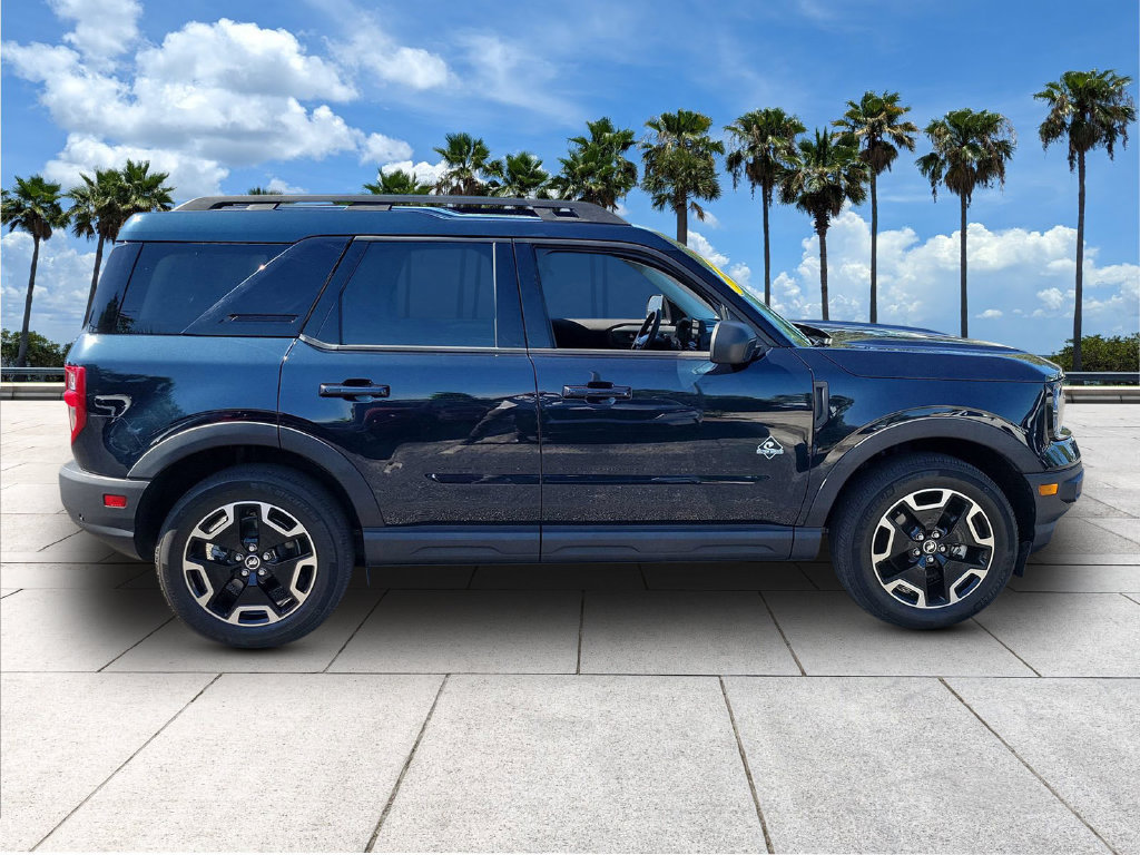 Certified 2023 Ford Bronco Sport Outer Banks AWD/4WD image 4
