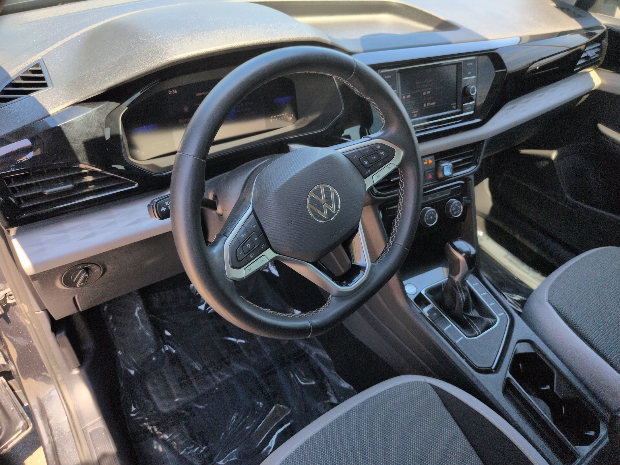 Used 2023 Volkswagen Taos S FWD image 17