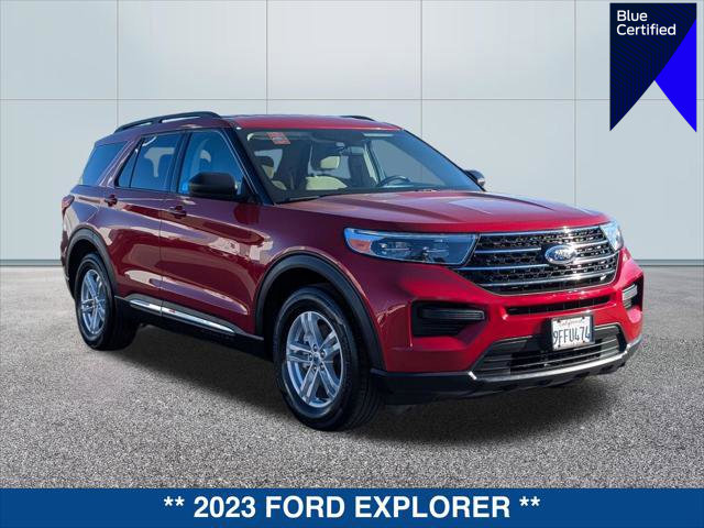 Certified 2023 Ford Explorer XLT image 1