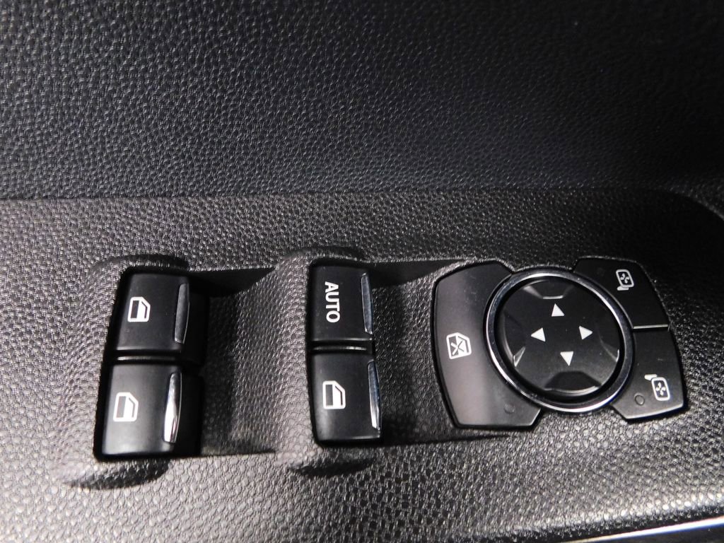 Certified 2019 Ford EcoSport SE w/ SE Convenience Package AWD/4WD image 13