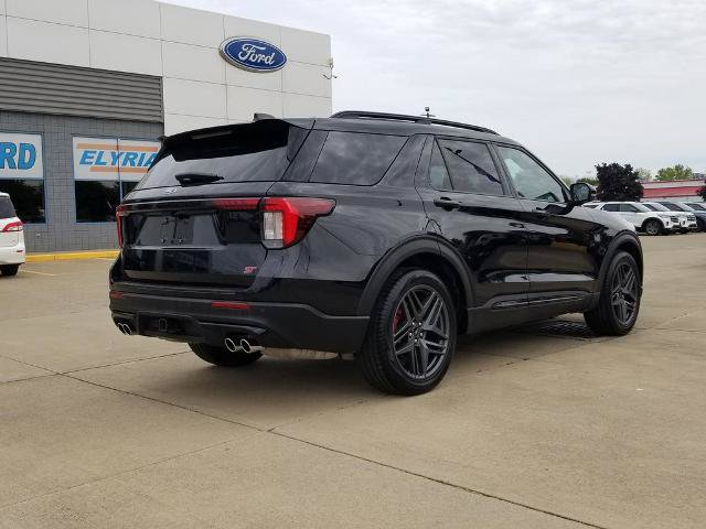 Certified 2025 Ford Explorer ST AWD/4WD image 2