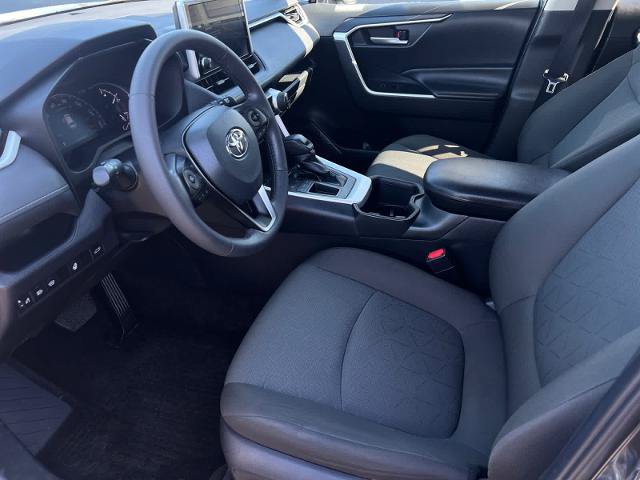 Used 2024 Toyota RAV4 XLE w/ Convenience Package FWD image 10