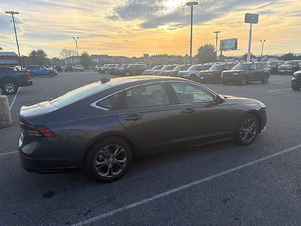 Used 2026 Honda Accord EX-L image 2