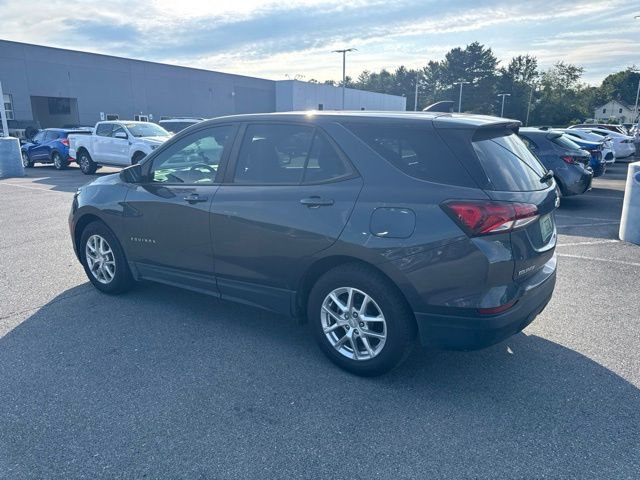 Used 2022 Chevrolet Equinox LS w/ LS Convenience Package FWD image 12