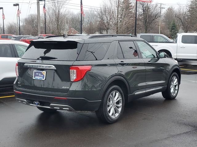 Certified 2024 Ford Explorer XLT w/ Equipment Group 202A image 4