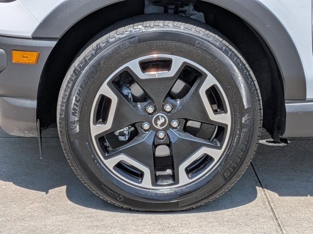 Certified 2024 Ford Bronco Sport Outer Banks AWD/4WD image 11