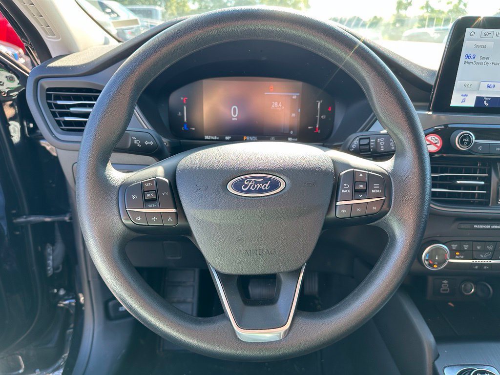 Certified 2025 Ford Escape Active AWD/4WD image 8