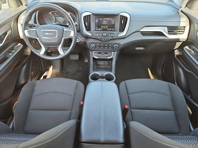 Used 2024 GMC Terrain SLE image 18