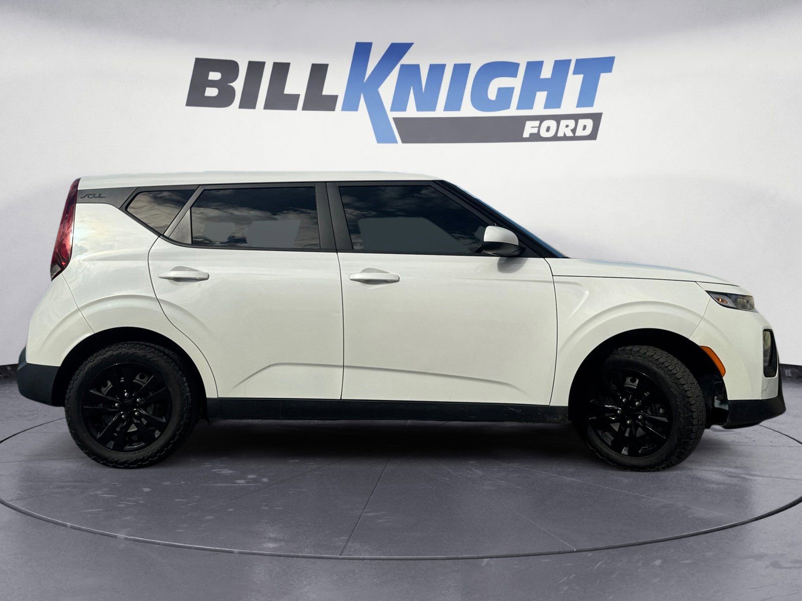 Used 2020 Kia Soul LX image 6