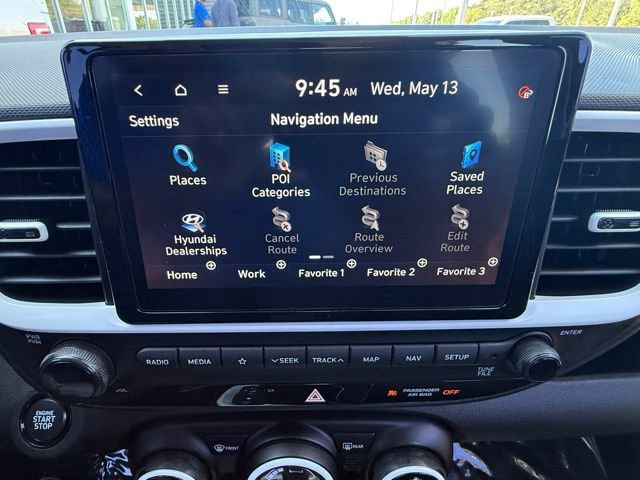 Used 2022 Hyundai Venue Limited FWD image 26