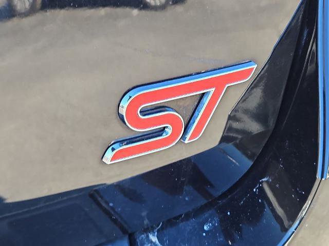 Certified 2022 Ford Explorer ST w/ Equipment Group 401A image 9