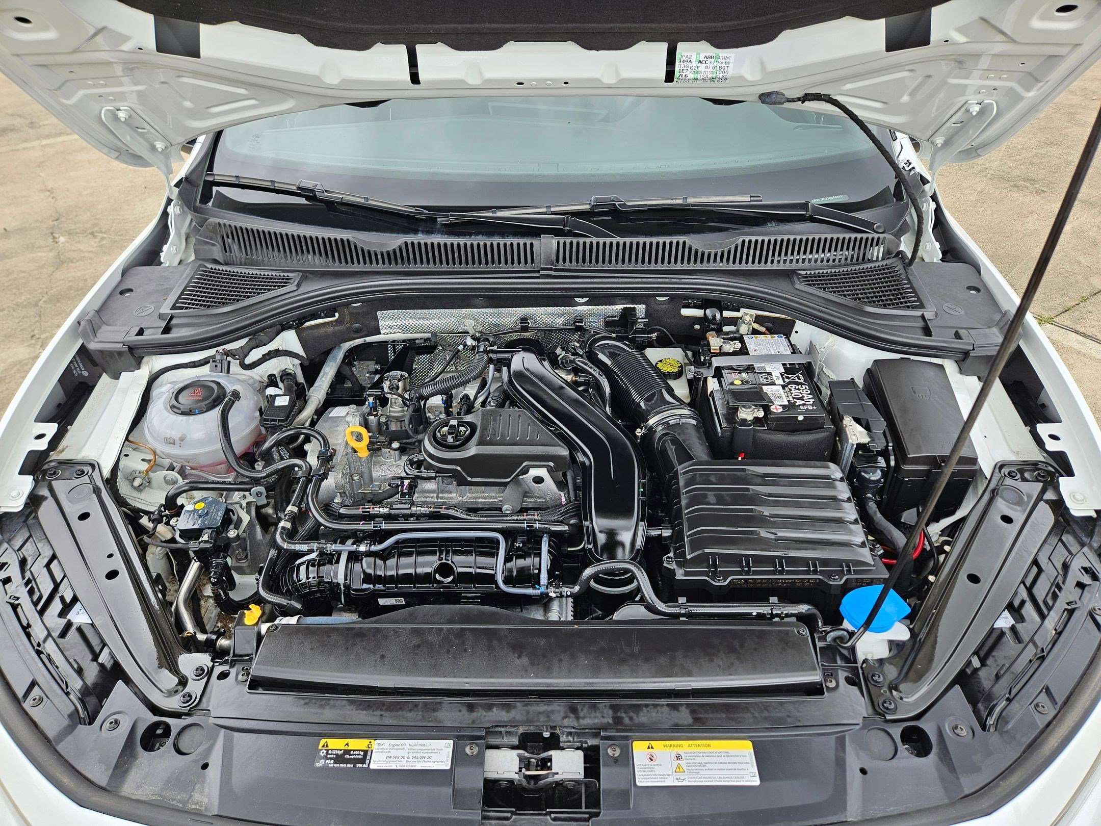 Used 2025 Volkswagen Jetta Sport FWD image 58