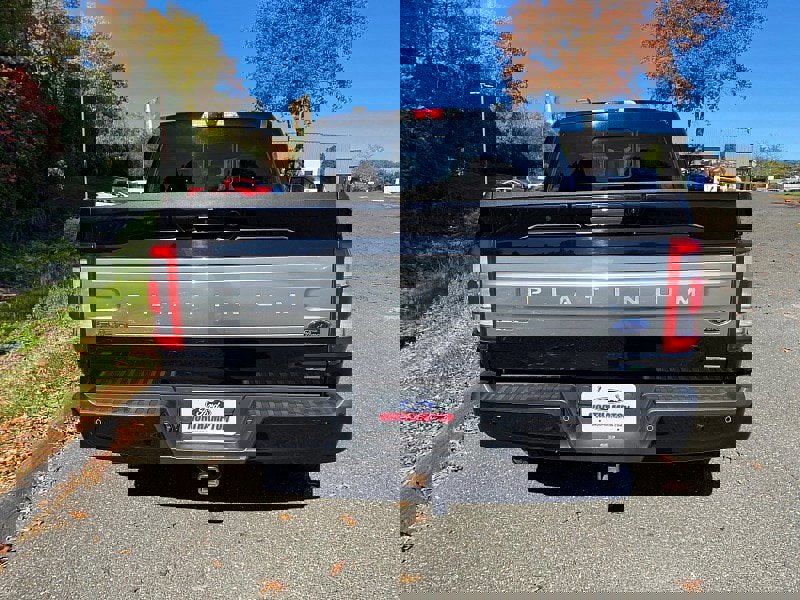 Certified 2022 Ford F150 Platinum w/ Equipment Group 701A High image 4