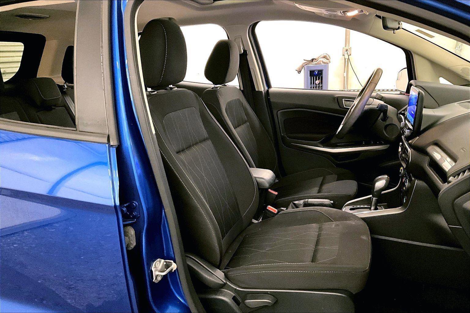 Certified 2020 Ford EcoSport SE image 9