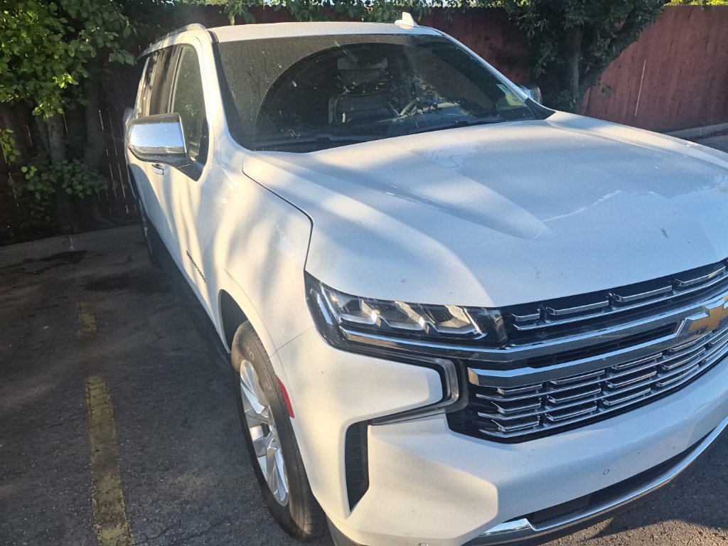 Used 2024 Chevrolet Suburban Premier RWD image 21