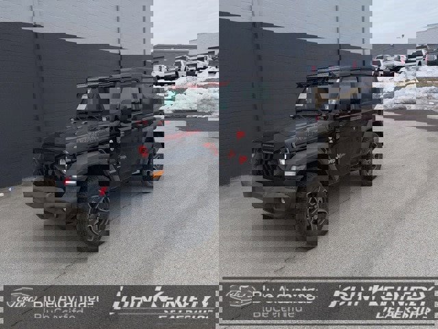 Used 2018 Jeep Wrangler Sport image 3