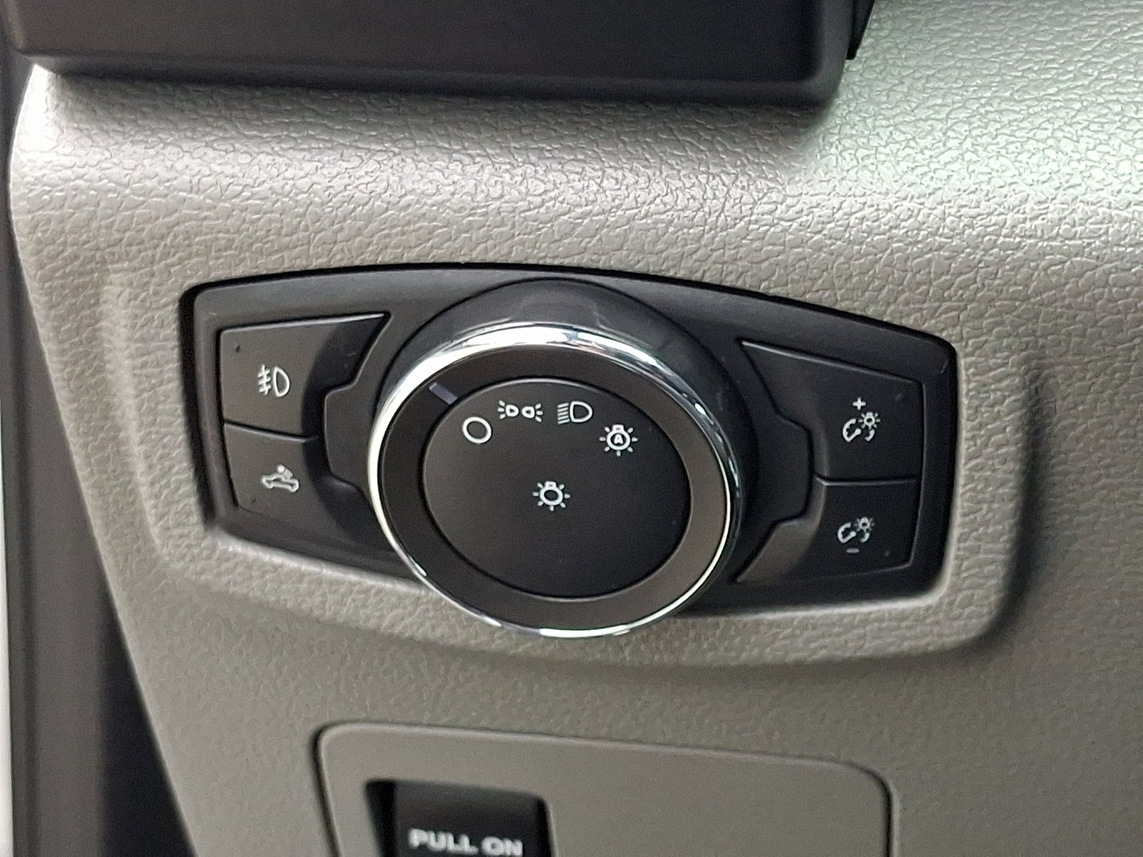 Certified 2019 Ford F150 XL w/ Equipment Group 101A Mid AWD/4WD image 23