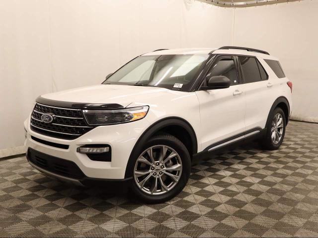 Certified 2022 Ford Explorer XLT w/ Equipment Group 202A image 19