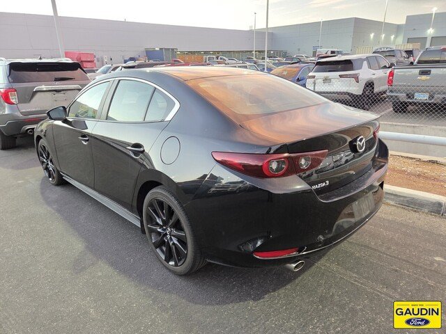 Used 2024 MAZDA MAZDA3 s FWD image 3