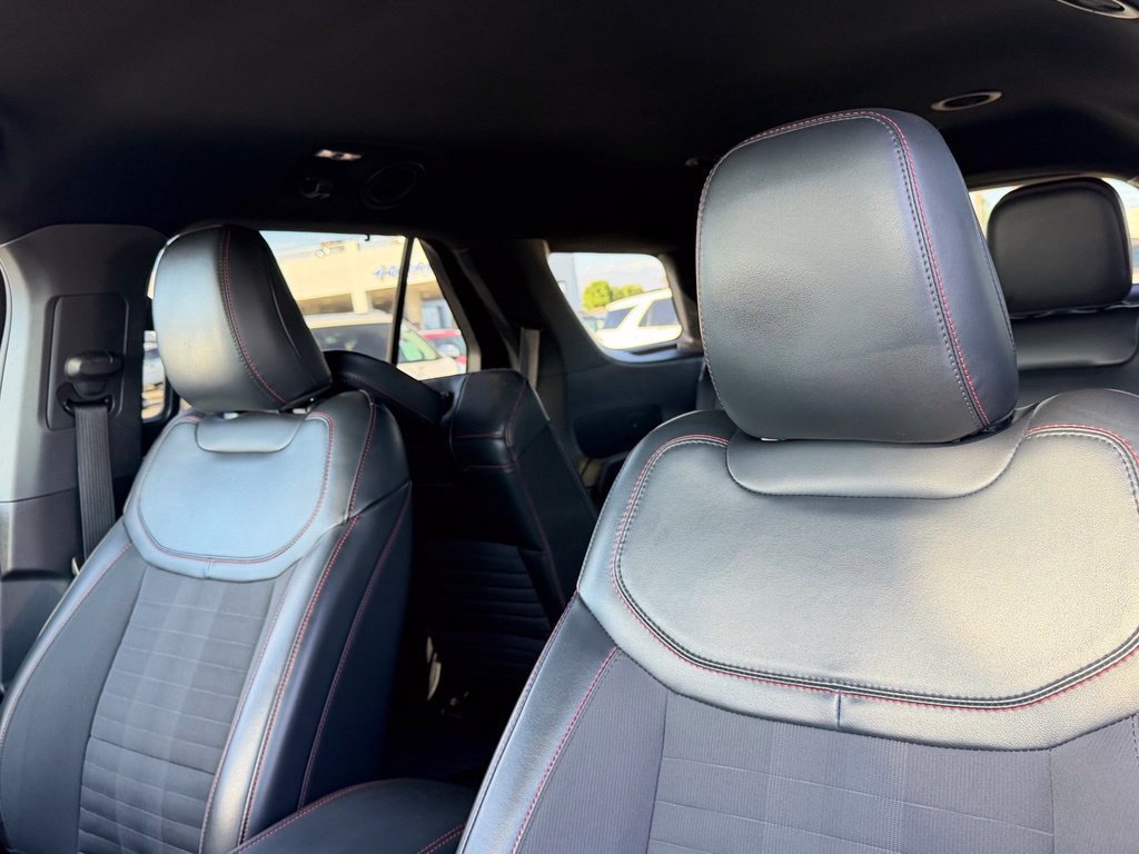 Certified 2025 Ford Explorer ST-Line w/ Premium Package RWD image 17