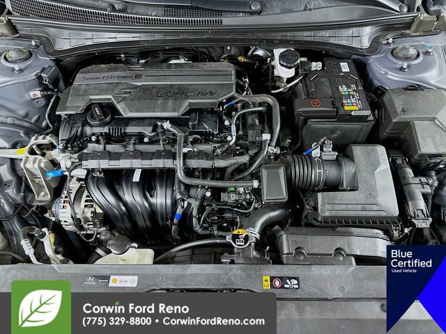 Used 2025 Hyundai Elantra Sport FWD image 31