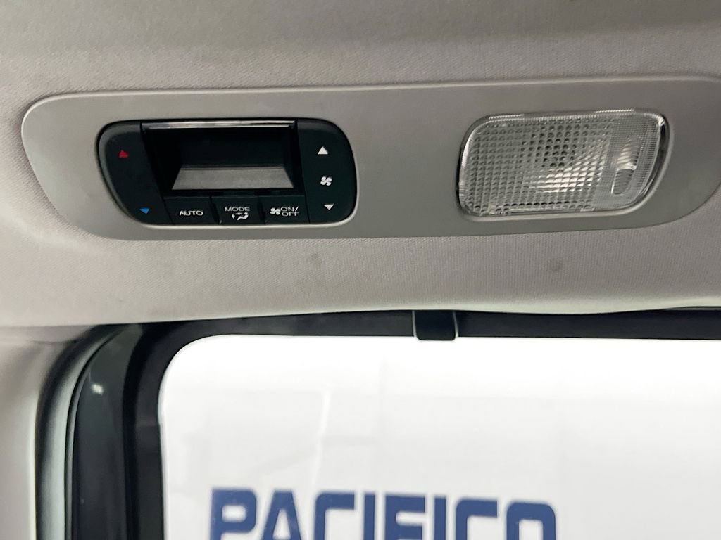 Used 2023 Honda Odyssey EX-L image 30