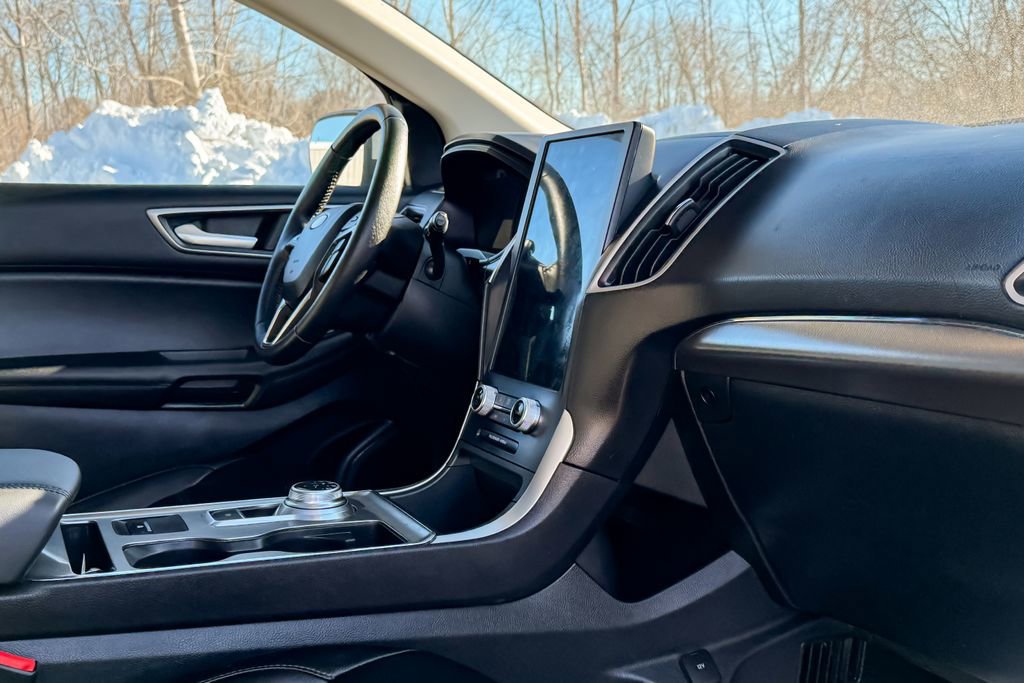 Certified 2022 Ford Edge SEL w/ Convenience Package image 12