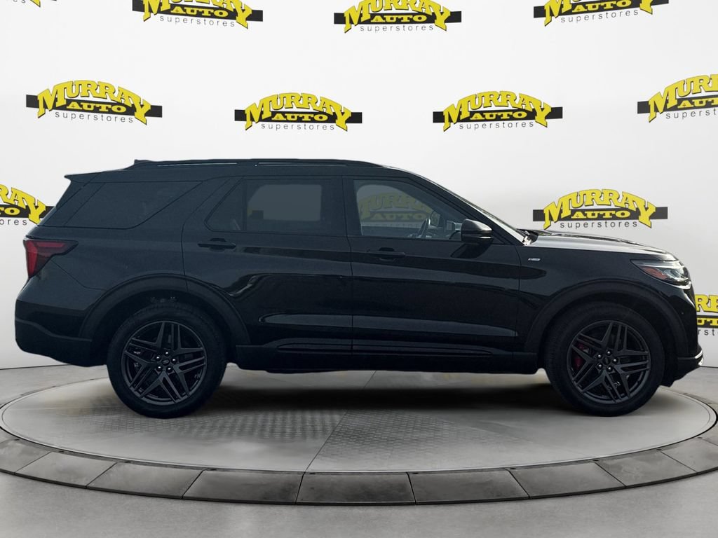 Certified 2025 Ford Explorer ST-Line w/ ST-Line Street Pack AWD/4WD image 8