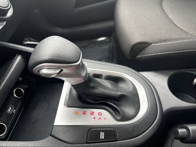 Used 2023 Kia Forte LXS FWD image 19