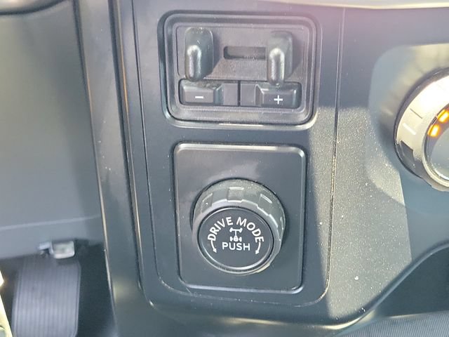 Certified 2022 Ford F150 XL w/ Trailer Tow Package RWD image 12