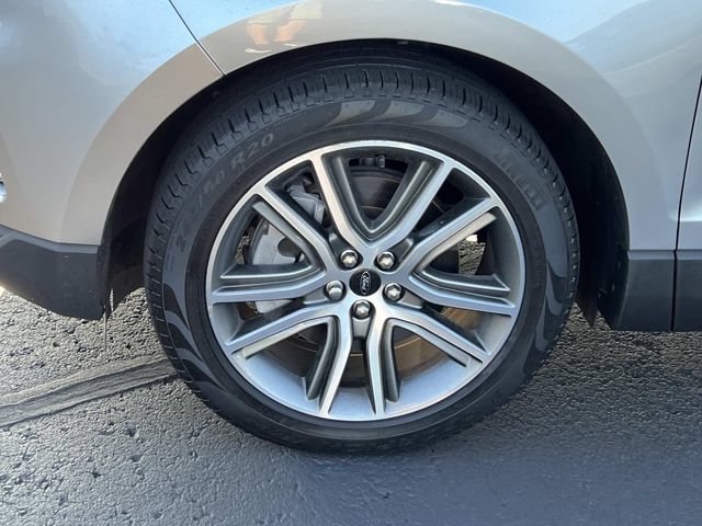 Certified 2024 Ford Edge Titanium w/ Equipment Group 301A AWD/4WD image 9