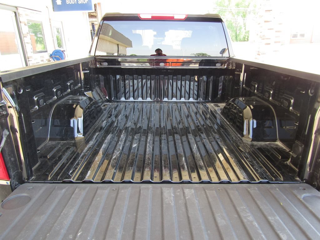 Used 2026 Chevrolet Silverado 1500 LT AWD/4WD image 33