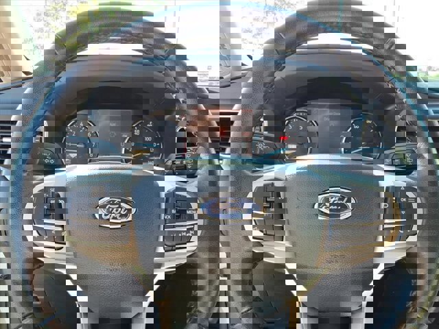 Certified 2022 Ford Explorer XLT w/ Equipment Group 202A image 17