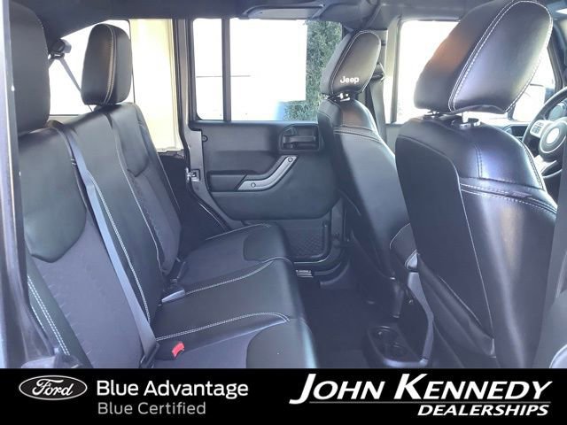 Used 2018 Jeep Wrangler Unlimited Sport image 27