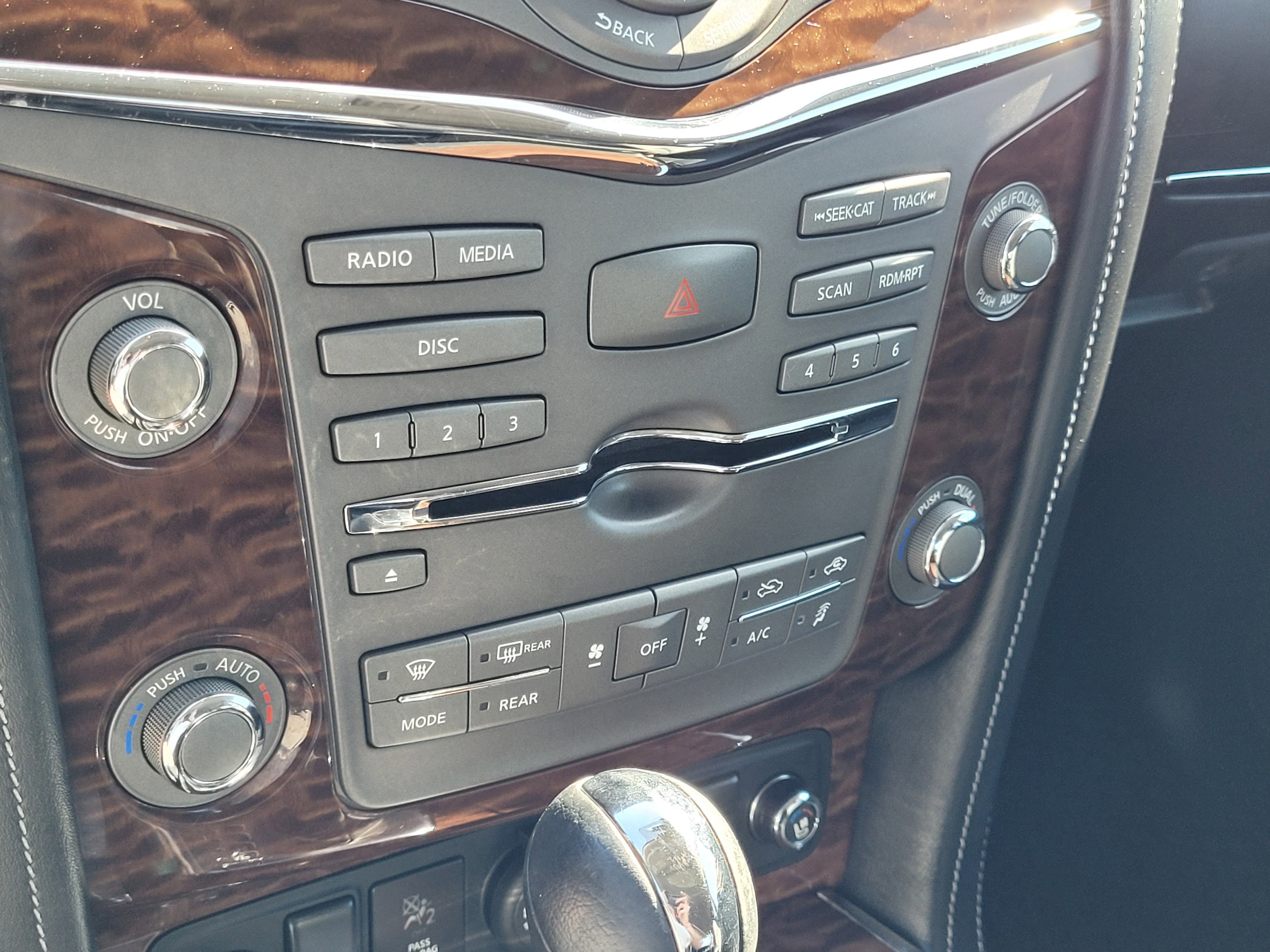 Used 2019 Nissan Armada Platinum w/ Captain's Chairs Package AWD/4WD image 23