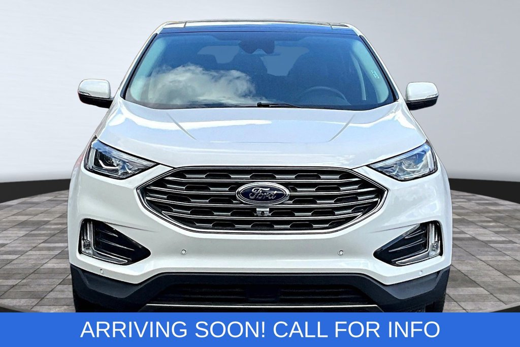 Certified 2024 Ford Edge Titanium w/ Equipment Group 301A AWD/4WD image 2