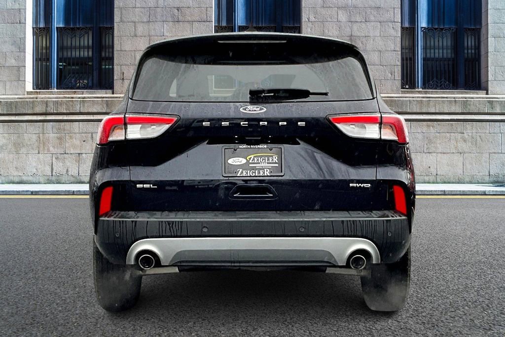 Certified 2021 Ford Escape SEL w/ Technology Package image 4