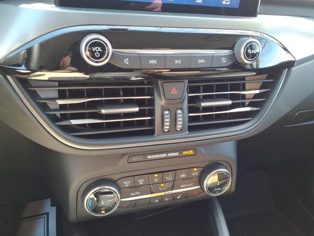 Certified 2023 Ford Escape Active image 21