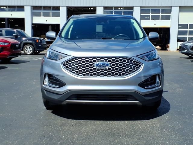 Certified 2023 Ford Edge SEL w/ Convenience Package AWD/4WD image 2
