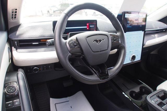 Certified 2025 Ford Mustang Mach-E Premium AWD/4WD image 17