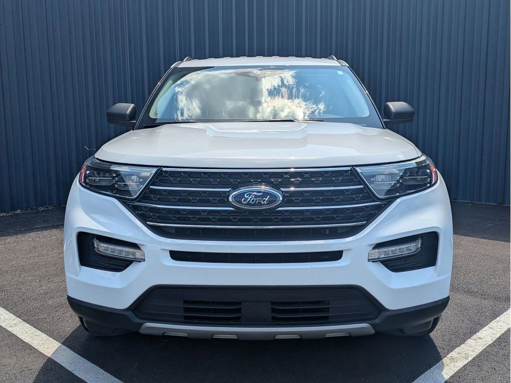 Certified 2020 Ford Explorer XLT w/ Equipment Group 202A RWD image 9