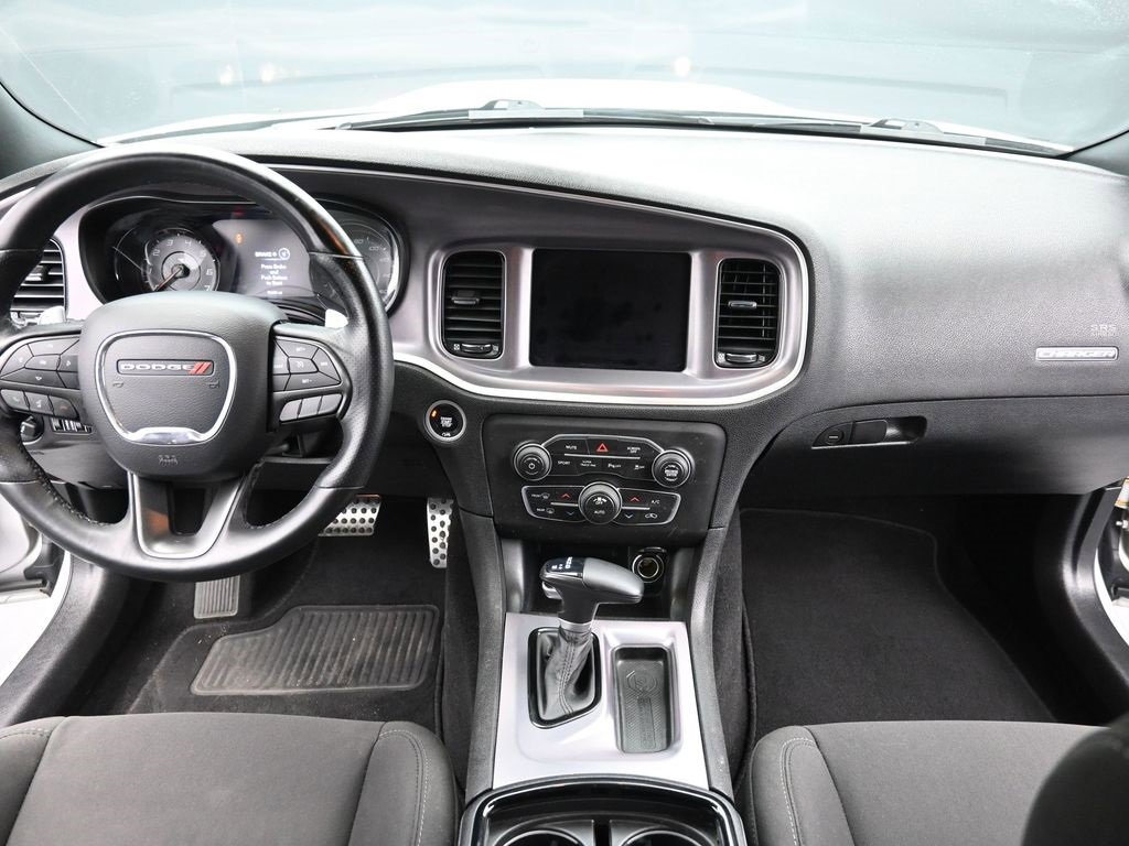 Used 2019 Dodge Charger R/T w/ Blacktop Package image 10