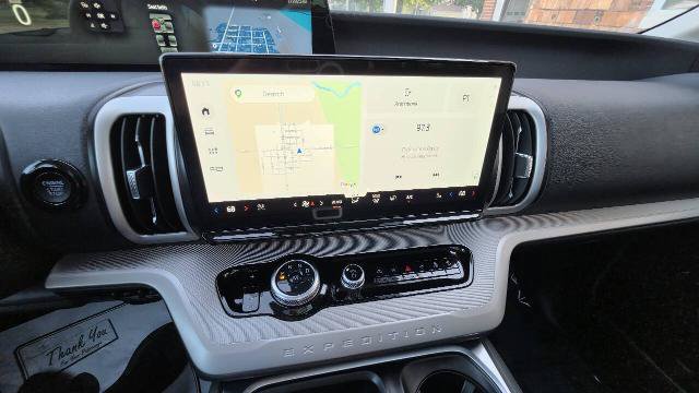 Certified 2025 Ford Expedition Active AWD/4WD image 20