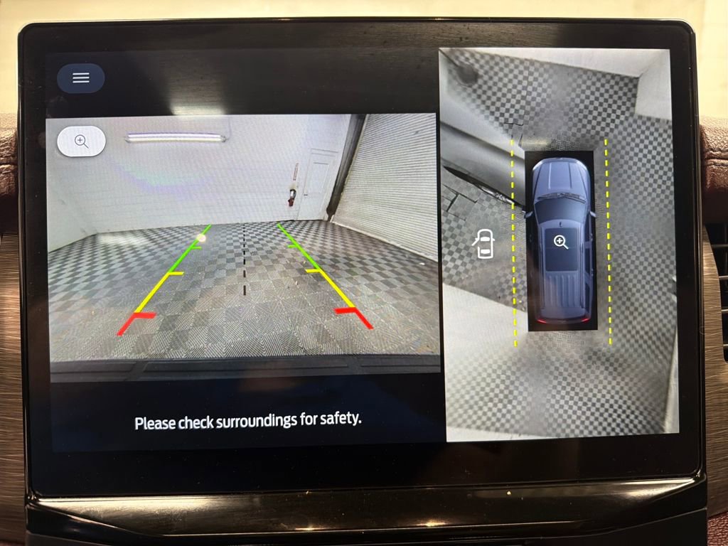 Certified 2024 Ford Expedition Limited image 28