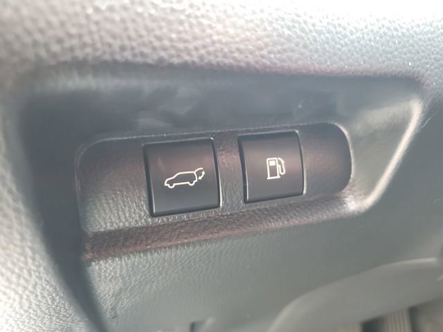 Used 2025 Toyota Crown Signia image 17